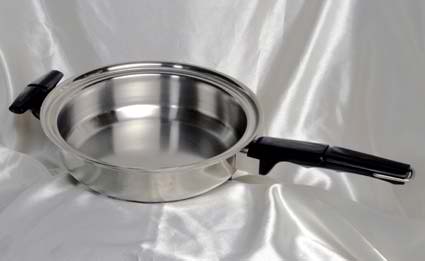 https://americanwaterfilter.com/wp-content/uploads/2021/03/9-SMALL-FRY-PAN.jpg